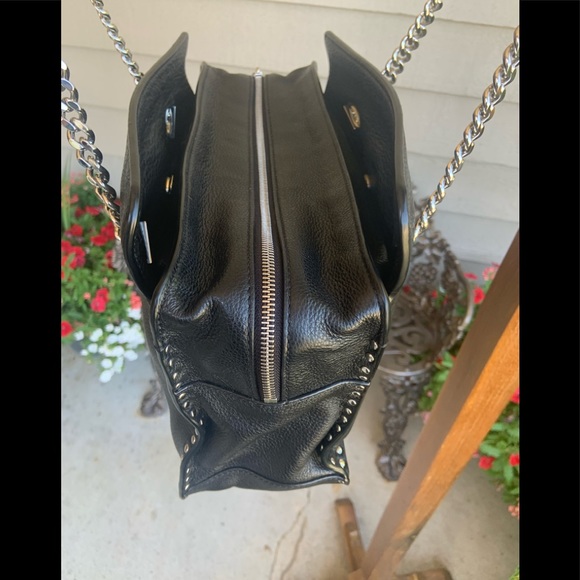 Michael Kors Astor medium studded pebbled leather double chain handle bag NWOT - Picture 4 of 15